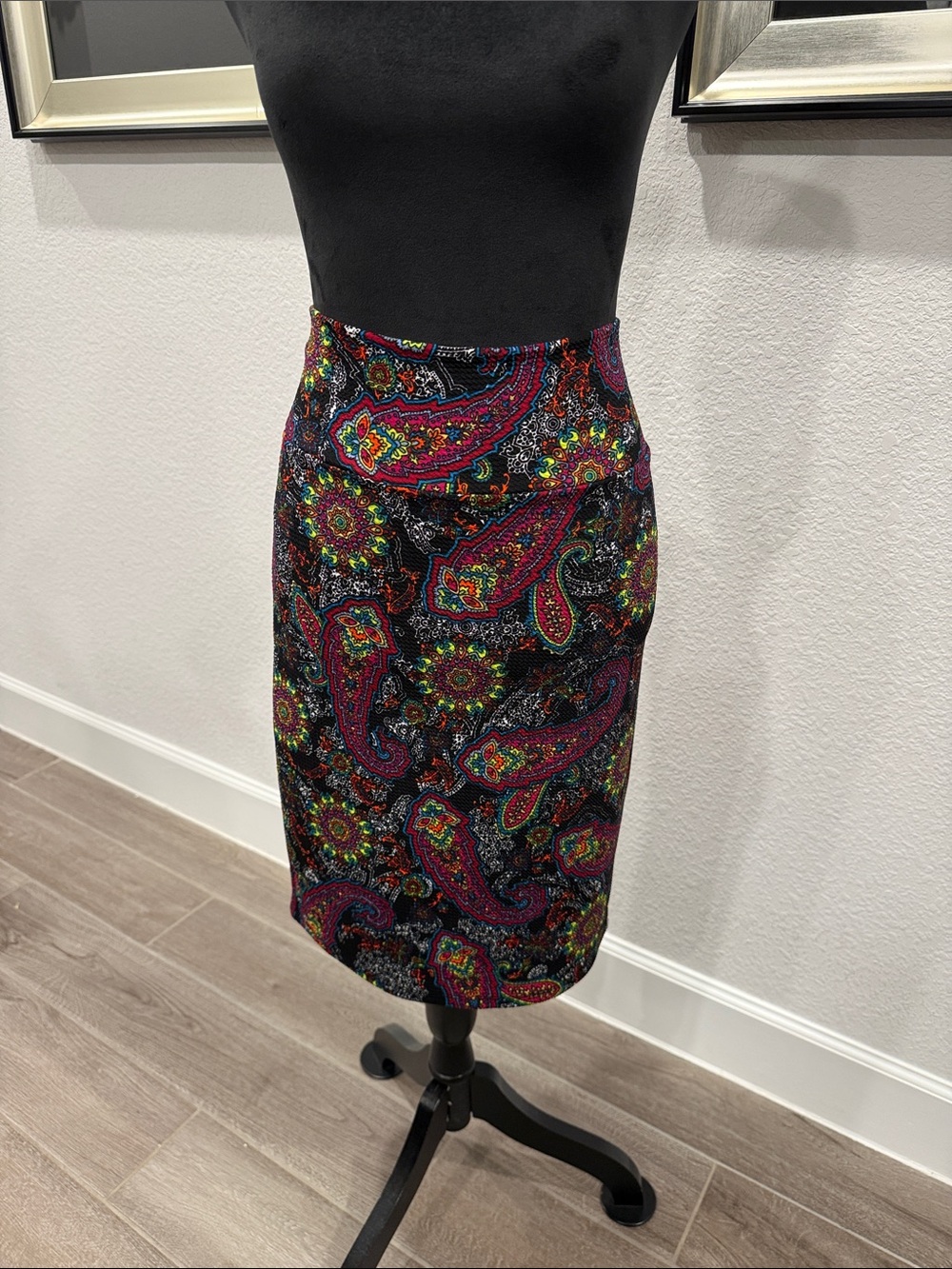 LuLaRoe Black Pencil Skirt with Multicolor Paisley Print
